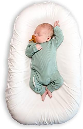baby lounging pillow