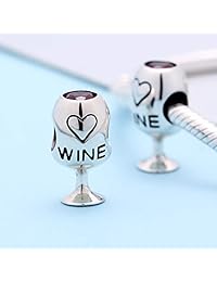 Para los amantes del vino tinto - Dije en forma de vaso de plata esterlina 925 con un corazón, detalle rojo de zirconia cúbica.