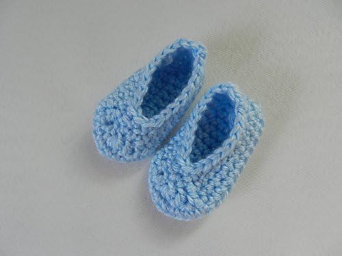 Doll Slippers fit American Girl, Disney Toddler Princess, Journey Girls, Our Generation and other 18 inch dolls. Light blue