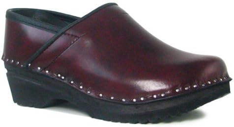 women's closed back clogs