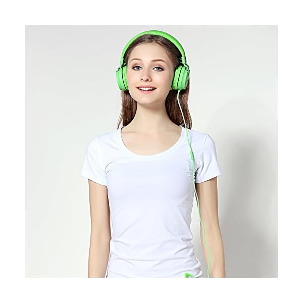 Rockpapa-952-Stereo-Foldable-Headphones-On-Ear-Adjustable-Headband-with-Microphone-for-Kids-Childrens-Adults-Tablet-Computer-Mobile-CDDVD-MP34-Black-Green Rockpapa Kids Headphones, 952 Childrens Headphones, Wired Headphones with Microphone, Foldable, Stereo Sound, 3.5mm Jack…