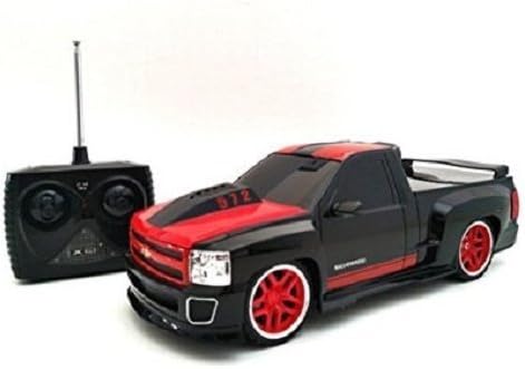 TRI Band Remote Control 1:18 Extreme Machines Chevy Silverado Remote Control Car by TRI Band