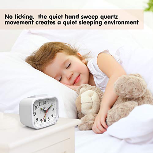 Small Analog Alarm Clock, Battery Operated, Non Ticking Silent, Night