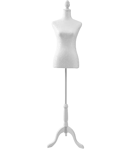 Amazon.com: Displays2go Size 8 Female Mannequin Dress Form with