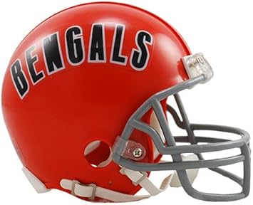 Amazon Com Cincinnati Bengals 1968 79 Throwback Nfl Riddell Replica Mini Helmet Sports Collectibles