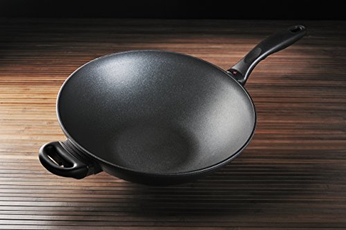 Swiss Diamond Non Stick Wok (no lid) - 5.3 Qt (Certified Refurbished)