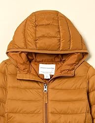Amazon Essentials Boys' Lightweight Water-Resistant