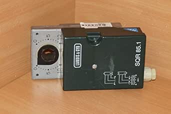 932090_7