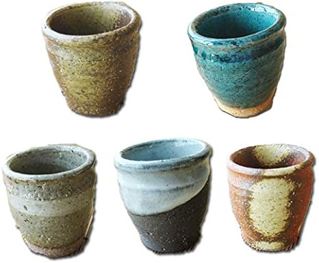 Amazon Co Jp 松助窯 5色釉の手づくりぐい呑みセット ぐいのみ 和食器 酒盃 酒器 日本酒 地酒 家呑杯 おちょこ 盃 お猪口 ホーム キッチン