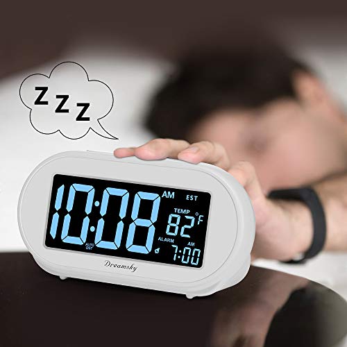 DreamSky Auto Time Set Alarm Clock for Bedroom, 0100 Dimmable