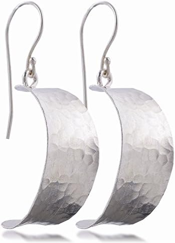 One Pair:Karen Hill Tribe Silver craft hand made earrings.(Ek 1188)