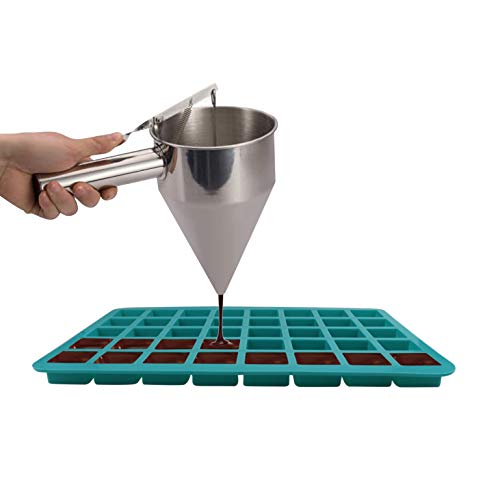 Mity rain 40Cavity Square Caramel Candy Silicone Molds,Chocolate