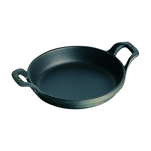 STAUB Ofenform/Servierplatte/Auflaufform, rund mit 2 Griffen, 16 cm, 0,4 L, Gusseisen, Fuer alle Herdarten inkl. Induktion & Backofen, stapelbar, Schwarz