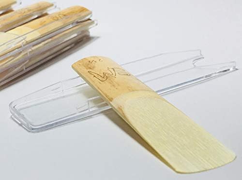 Alto Saxophone Reeds by StableMess - Protective Plastic Case for the Individual Sax Reed - Beginner, Student, Jazz, or Professional Use - Humidity Controlled Packaging to Guard Against Moisture