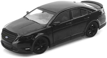 Men In Black 3 2012 Ford Taurus Sho Agent Car 1 24 Amazon De Spielzeug