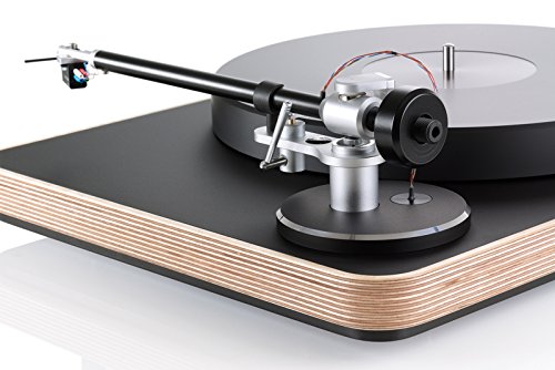 Clearaudio-Concept-Wood-Turntable-with-Satisfy-Carbon-Fiber-Tonearm-and-Concept-MC-Cartridge