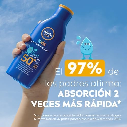 Kids Protege & Cuida 5 en 1 - Loción Solar con SPF50+ - Protector Solar Infantil Extra Resistente al Agua - Con Pantenol, Vitamina C y E - Aprobado por Pediatras - Todo Tipo de Piel - 200 ml