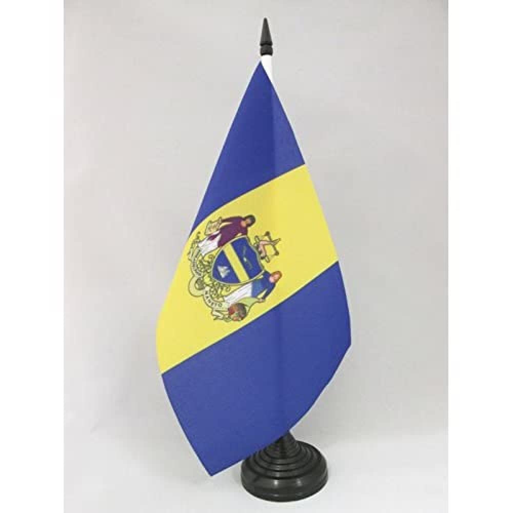 AZ FLAG Philadelphia Table Flag 5'' x 8'' - Philadelphia city Office Decoration 100% Polyester 21 x 14 cm - Mini Desk Flag with Pole and Black Plastic Base