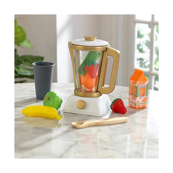 KidKraft Goldenes Smoothie Spielset aus Holz für Kinderküche mit Mixer und Obst, Spielküche Zubehör, Spielzeug für Kinder ab 3 Jahre, 53537 – Bild 3