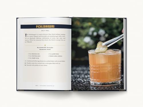 Chicago Cocktails: An Elegant Collection of Over 100 Recipes Inspired by the Windy City (City Cocktails)