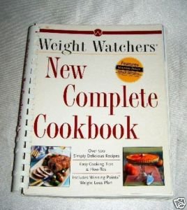 Weight Watchers New Complete Cookbook - Over 500 Simply Delicious Recipes by Weight Watchers (Hardcover)