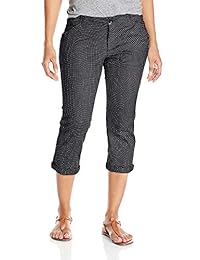 Sotavento. Pantalón capri para dama, tiro medio y corte recto.