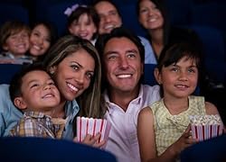 Wonderbox – AMC Ultimate Movie Pass – 12 Black