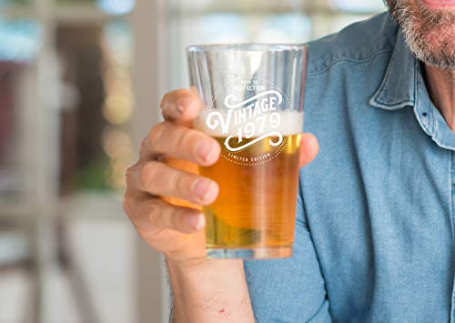 2 1979+Birthday+Gifts+Women+Glass