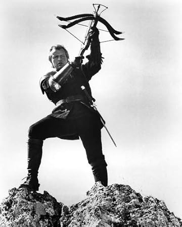 Amazon レディホークルトガー ハウアー全長は弓を保持し 8x10のプロモーション写真を矢印ポーズ アートフレーム ポスター オンライン通販