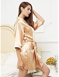 Kimono de satén para dama con purpurina dorada