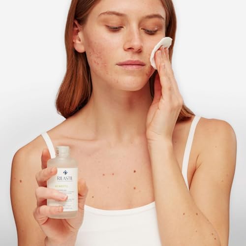 Acnestil Micropeeling, Intensives Gesichtspeeling mit Salicylsäure, Reinigungspeeling Gegen Hautunreinheiten, Für Unreine, Zu Akne Neigende Haut, 100 ml Packung