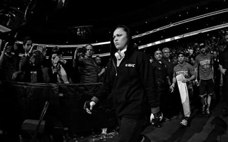 Amazon Co Jp ロンダ ラウジー Ufc女子バンタム級チャンピオン38 X24 のポスター 並行輸入品 ホーム キッチン