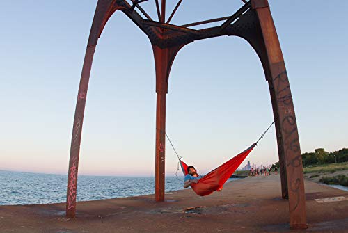 Grand Trunk Double Hammock: Print Parachute Nylon with Carabiners and Hanging Kit (Thai Diamonds)