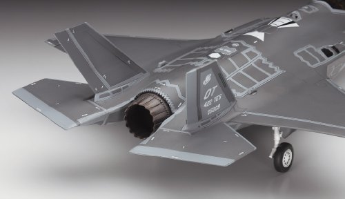 HAS01572 1:72 Hasegawa F-35A Lightning II [MODEL BUILDING KIT]