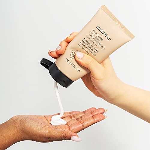 innisfree Pore Clearing Facial Foam with Volcanic Clusters Face