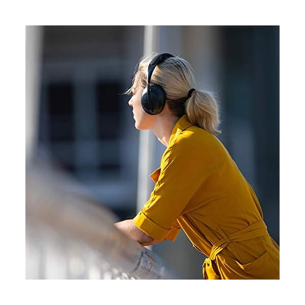 Bose-Noise-Cancelling-Headphones-700-with-Headset-Stand Bose Noise Cancelling Headphones 700 with Headset Stand