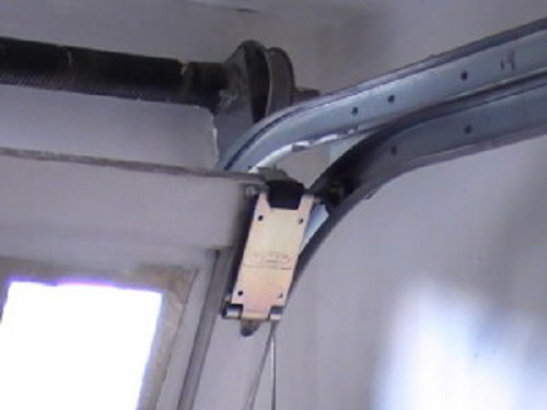 Super Sneaky Ss Low Overhead Garage Door Hinges Dandk Organizer