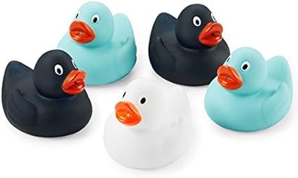 Amazon Co Jp カーターズ Carter S アヒルさんのお風呂ぷかぷかオモチャ5個セット エンジョイお風呂グッズ 男の子用 白 水色 黒 並行輸入品 ベビー マタニティ
