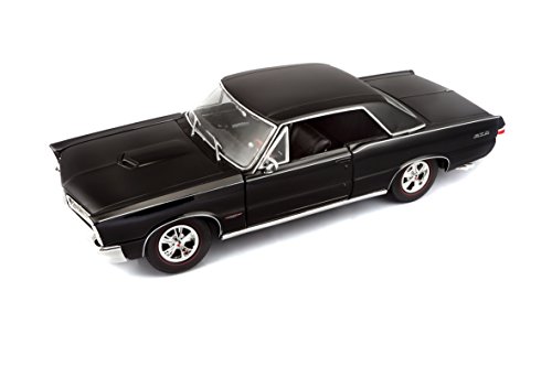 Maisto 1:18 Scale 1965 Pontiac GTO (Hurst Edition) Diecast Vehicle (Colors May Vary)