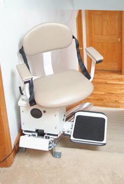 Stair Lift with Extra Wide Seat & Standard Factory Warranty - Thumbnail 2
