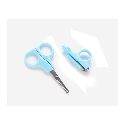 newborn baby nail cutting