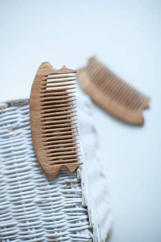 Oak Wide Tooth Comb - Detangling Wooden Comb for Frizz & Tangle Free, Healthy & Shiny Hair- Anti-Static, Ergonomic Wide Tooth Beard Comb for Men & Women AC4