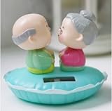 Solar Power Doll Car Shaking head Solar Powered Dancing Kiss doll