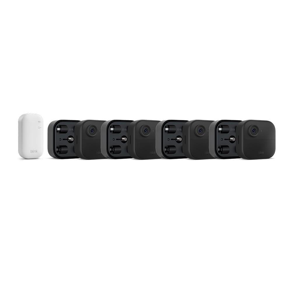 Blink-Kamera Outdoor 4 + Batterie-Erweiterungspack | Kabellose intelligente HD-Sicherheitskamera, vier Jahre Batterielaufzeit, funktioniert mit Alexa | 4-Kamera-System | IP65