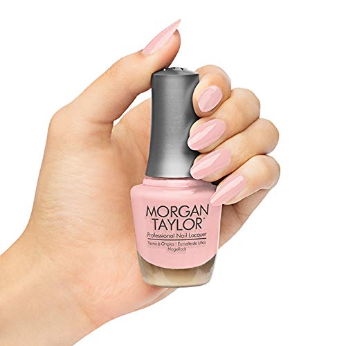 Morgan Taylor - Professional Nail Lacquer - All About the Pout - 15 mL / 0.5oz