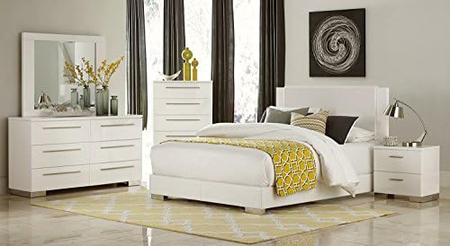Lisle Eastern King 5 Piece Bedroom Set with Chest in White High Gloss Lacquer