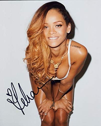 Rihanna Signed 8X10 Photo