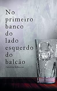 Livro No primeiro banco do lado esquerdo do balcão