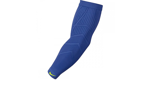 nike hyperwarm arm sleeve white