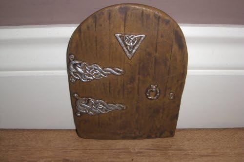 Garden Fairy/Hobbit Door Ideal for Gardens and Bottom of Trees